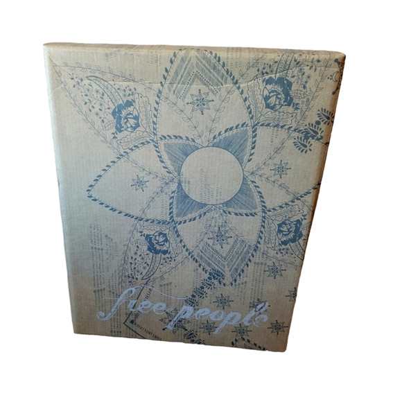 Free People Animal Charm Animal Print Double V Bootie Multi Print Size 38.5 - Picture 10 of 10